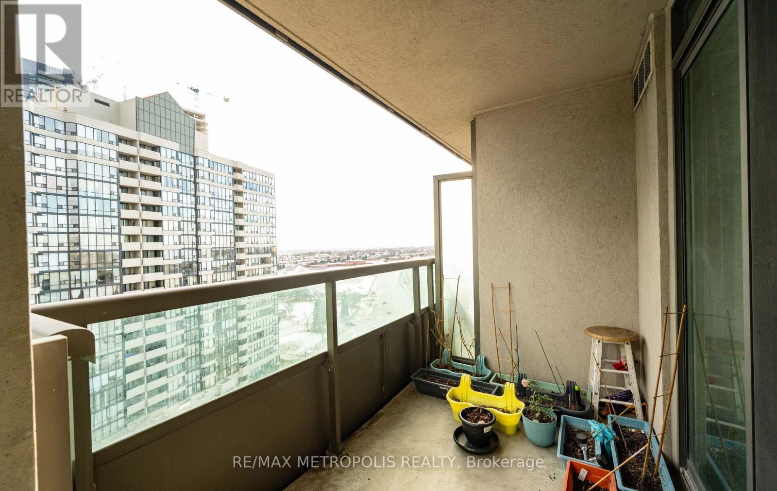 1209 - 335 Rathburn Road W, Mississauga, Ontario  L5B 0C8 - Photo 36 - W12654224