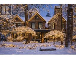 905 SANGSTER AVENUE, Mississauga, Ontario