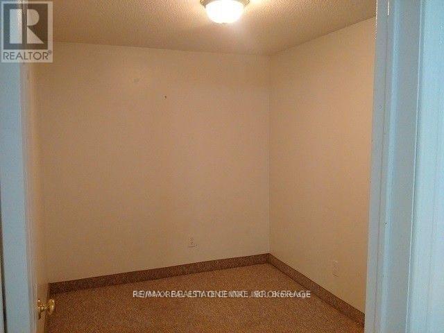 1537 Cuthbert Avenue, Mississauga (East Credit), Ontario  L5M 3R6 - Photo 18 - W12654228