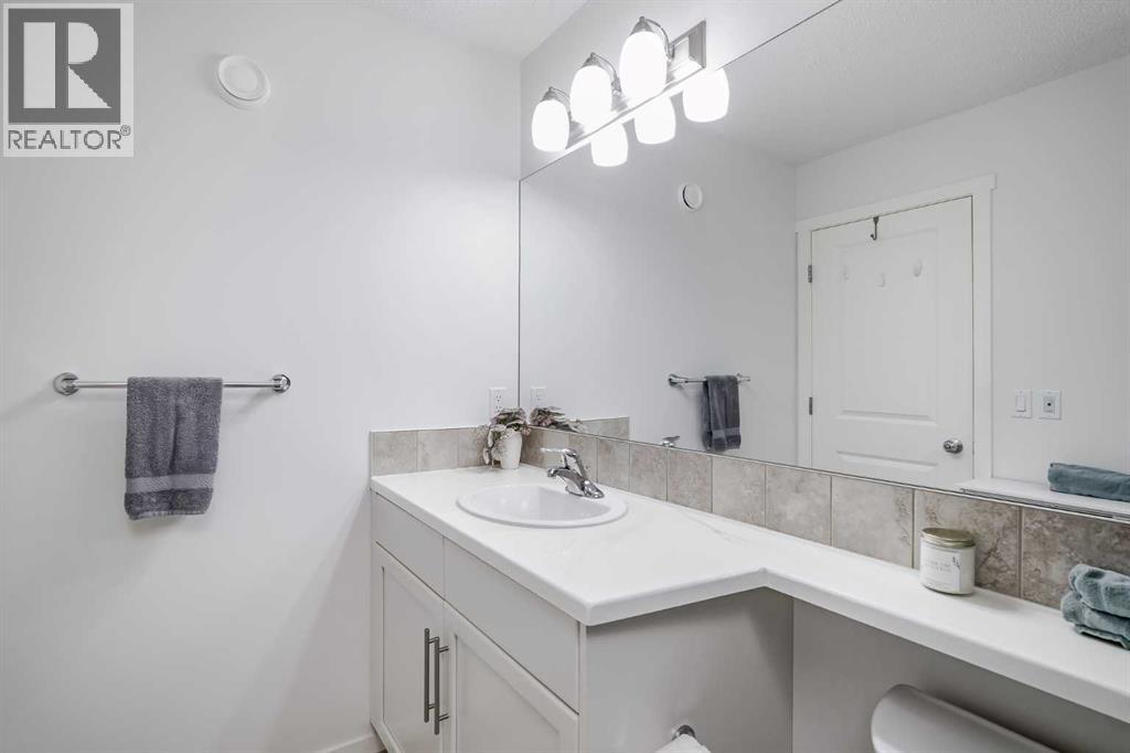 225 Kingsmere Cove Se, Airdrie, Alberta  T4A 0S1 - Photo 32 - A2249190