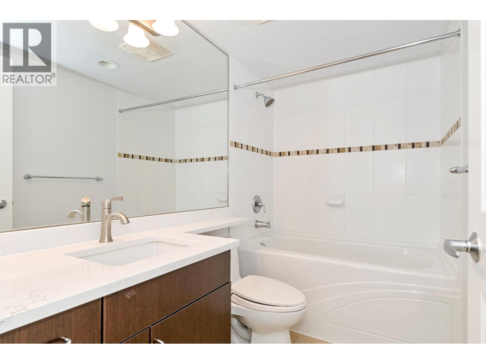 1303 295 Guildford Way, Port Moody, British Columbia  V3H 5N3 - Photo 17 - R3057180