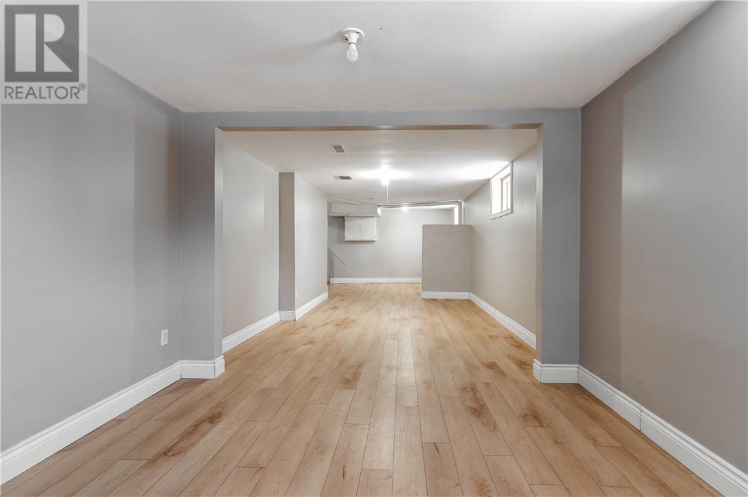 1261 Hillside Avenue, Val Caron, Ontario   - Photo 16 - 2125958