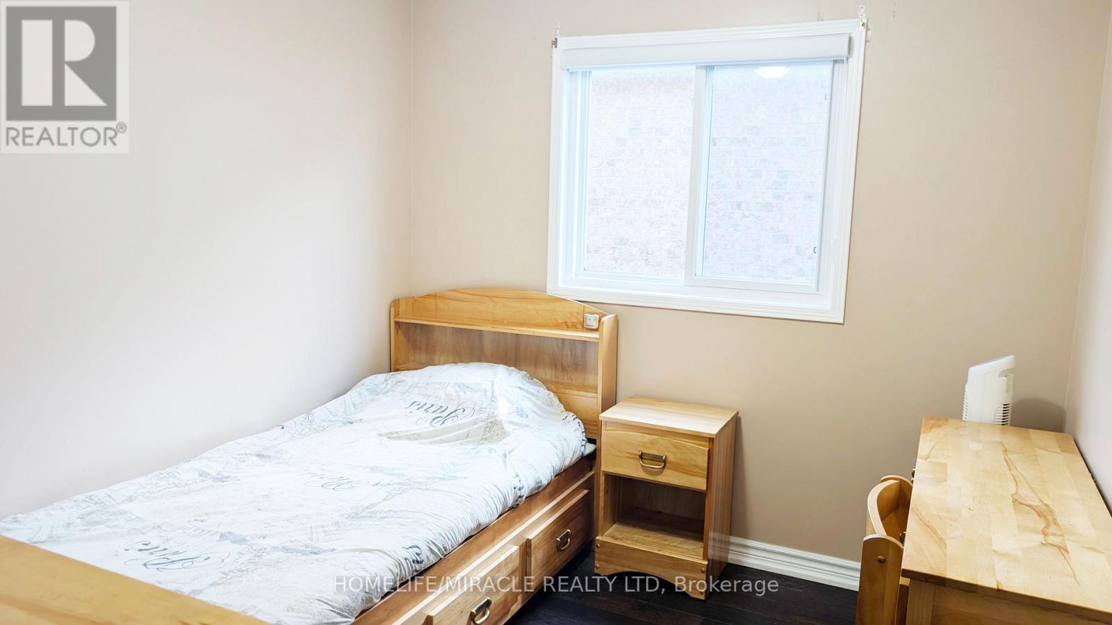 Upper - 51 Rocky Mountain Crescent, Brampton, Ontario  L6R 1E7 - Photo 10 - W12654200