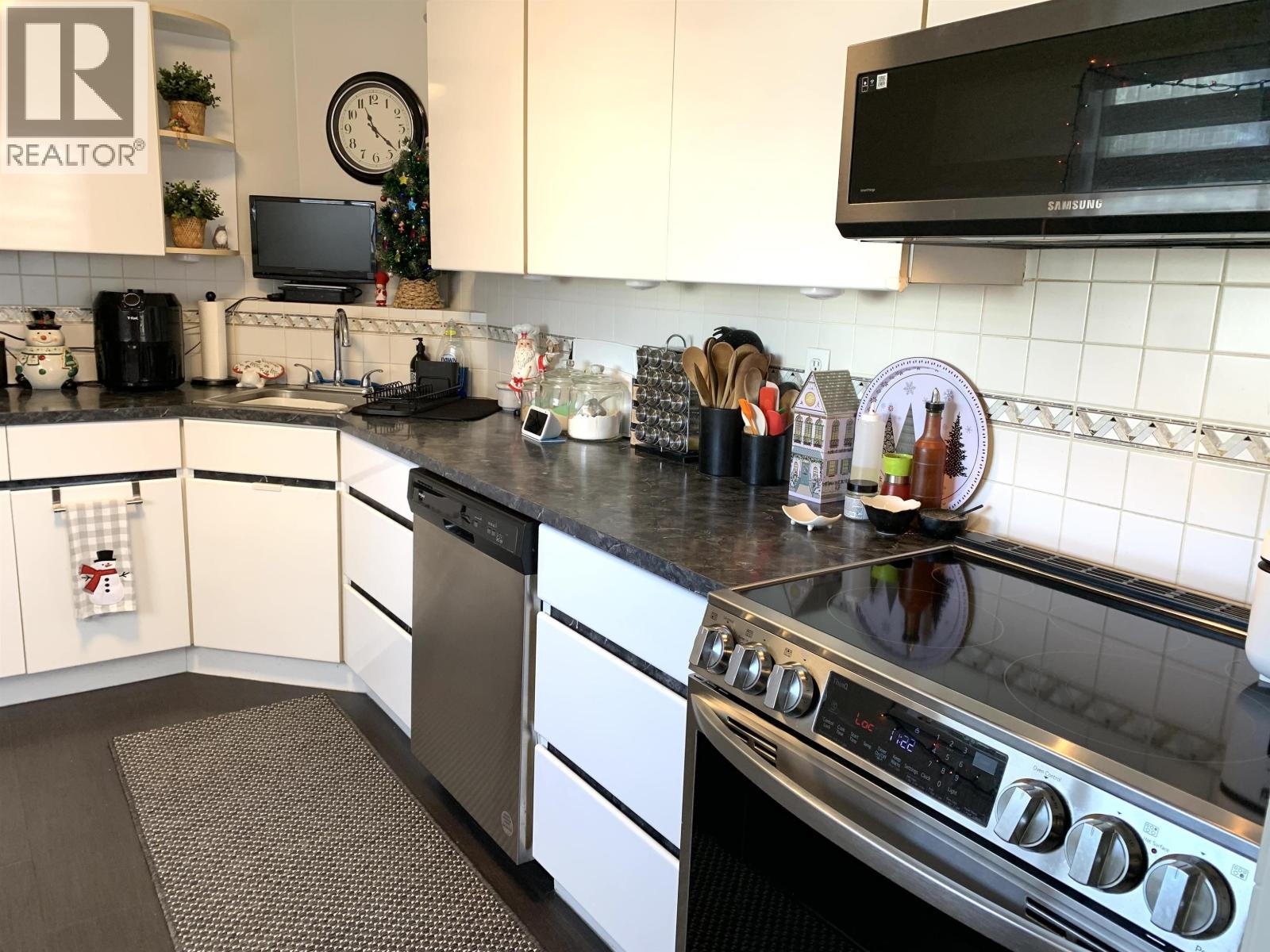 904 6651 Minoru Boulevard, Richmond, British Columbia  V6Y 1Z2 - Photo 3 - R3074831