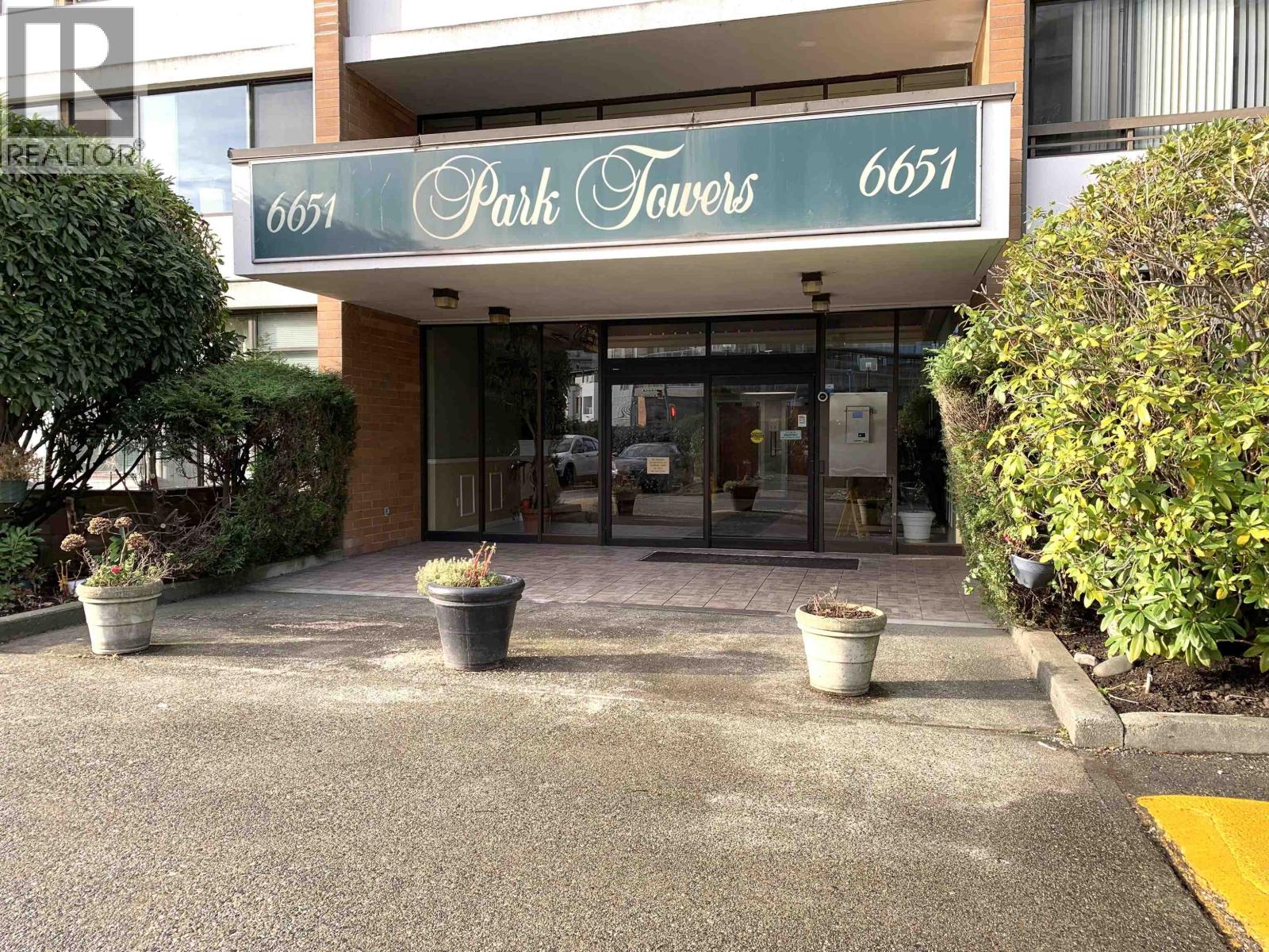 904 6651 Minoru Boulevard, Richmond, British Columbia  V6Y 1Z2 - Photo 2 - R3074831