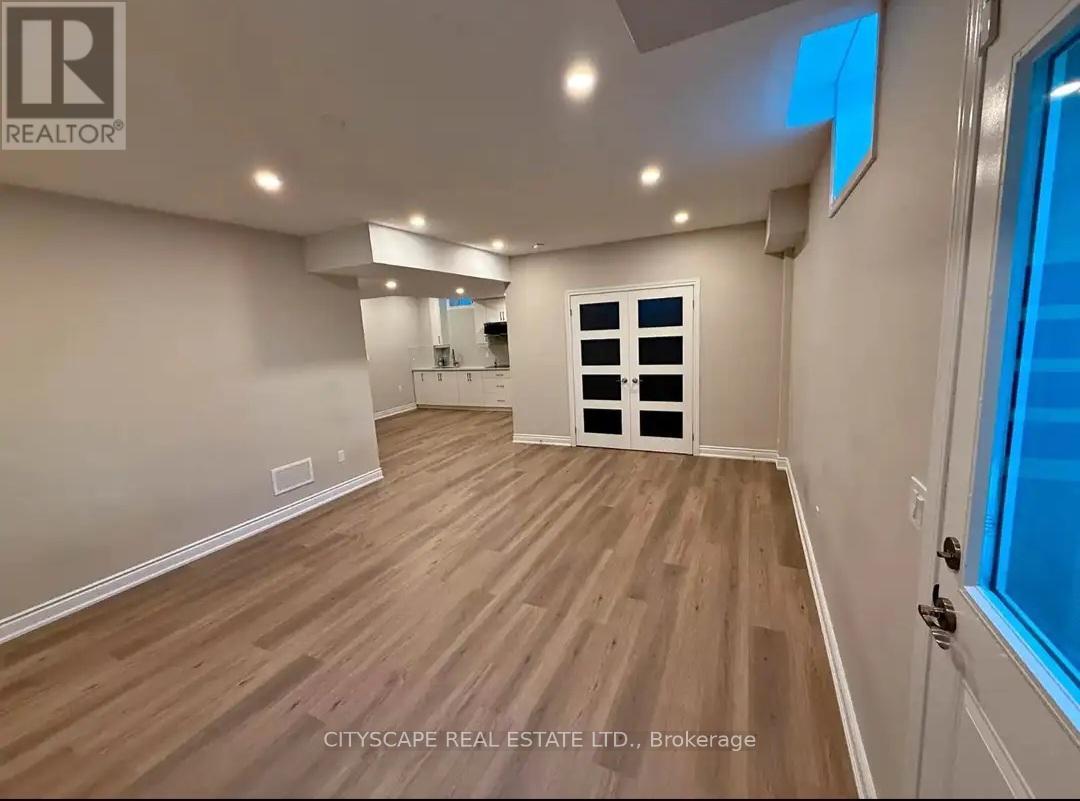 3367 Post Road, Oakville, Ontario  L6H 0Z4 - Photo 3 - W12654256