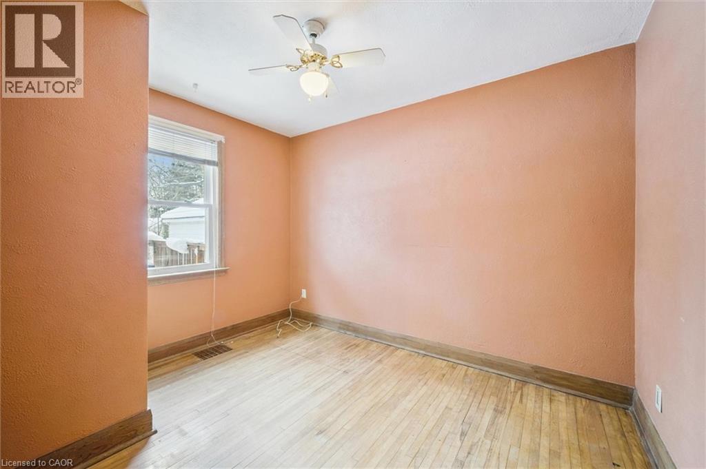 45 Woodland Avenue, Kitchener, Ontario  N2M 3G8 - Photo 11 - 40791794