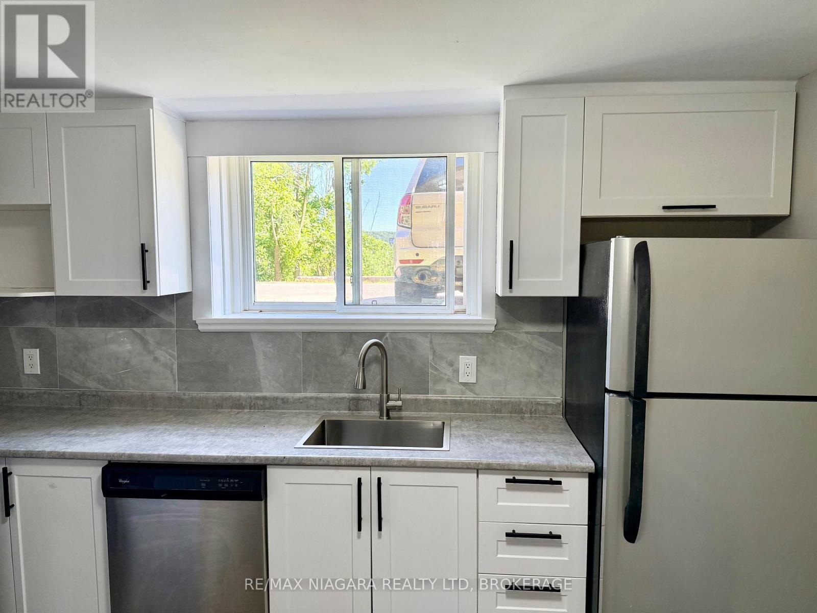 1 - 9 Riverview Boulevard, St. Catharines, Ontario  L2T 3L5 - Photo 10 - X12501086