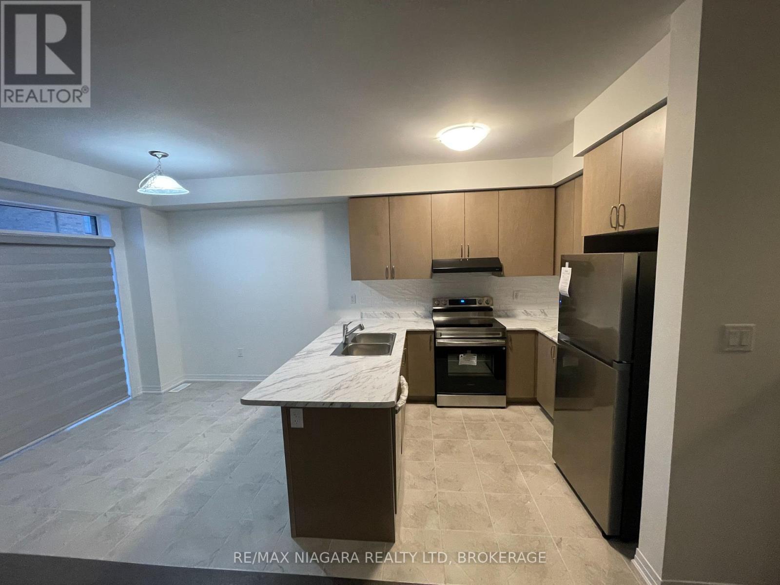 20 - 15 Peach Street, Thorold, Ontario  L2V 0K1 - Photo 9 - X12654286