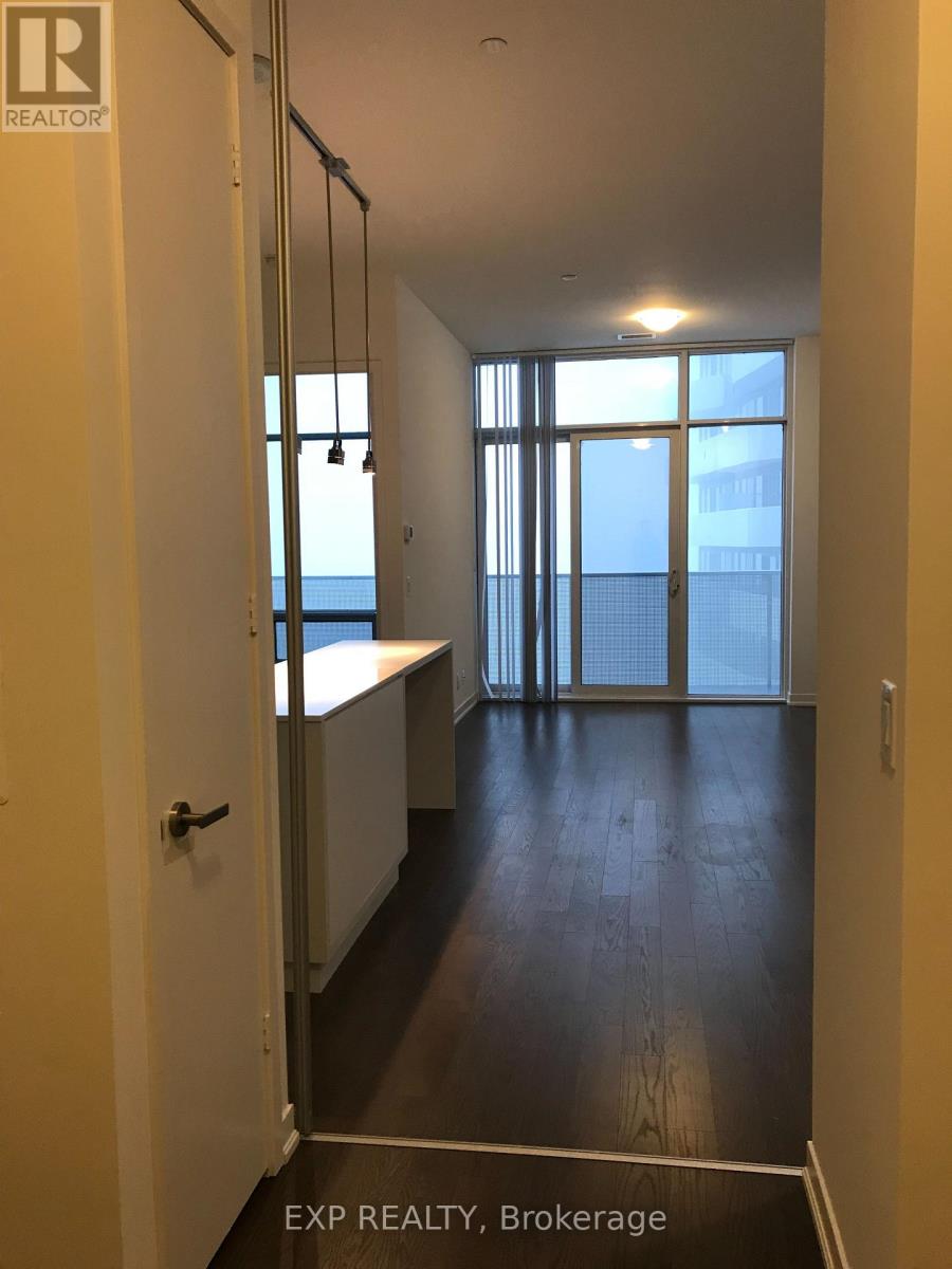 6906 - 100 Harbour Street, Toronto, Ontario  M5J 2T5 - Photo 7 - C12654264