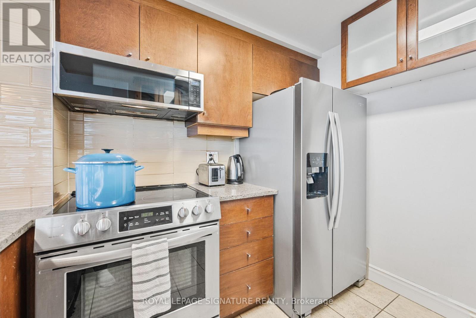801e - 500 Queens Quay W, Toronto, Ontario  M5V 3K8 - Photo 10 - C12654274