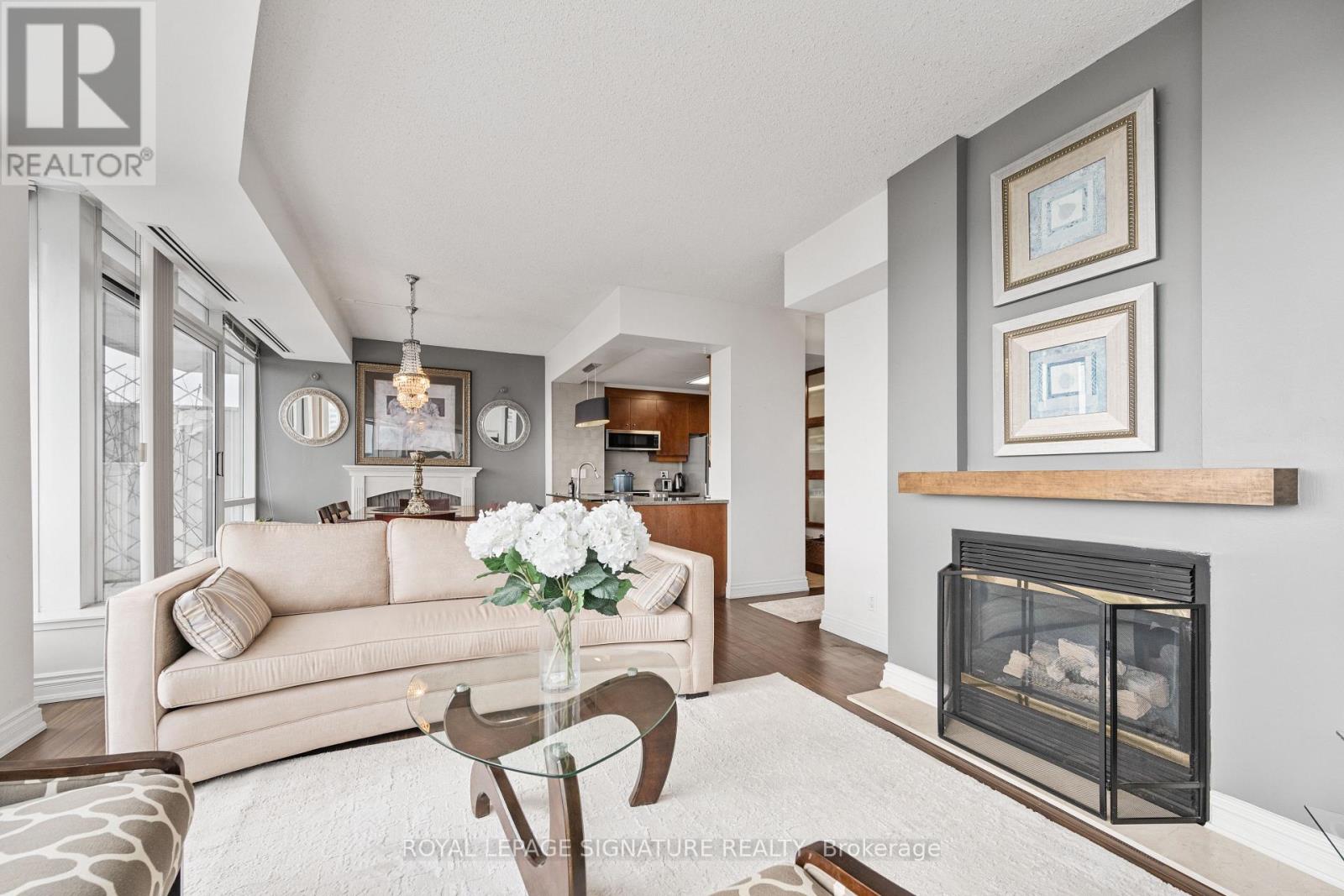 801e - 500 Queens Quay W, Toronto, Ontario  M5V 3K8 - Photo 4 - C12654274