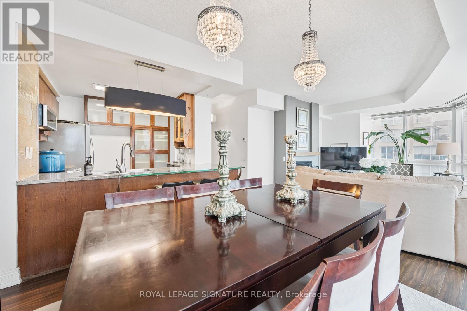 801e - 500 Queens Quay W, Toronto, Ontario  M5V 3K8 - Photo 5 - C12654274