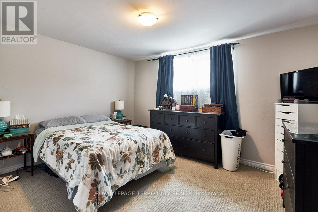 140 Mary Street N, Oshawa, Ontario  L1G 5B9 - Photo 23 - E12654282