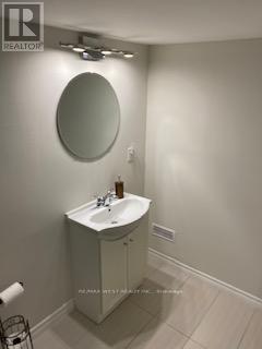 337 Stanton Avenue E, Vaughan, Ontario  L4L 8L1 - Photo 8 - N12654290