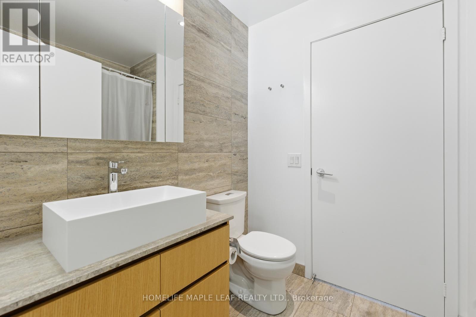 3916 - 15 Iceboat Terrace, Toronto, Ontario  M5V 4A5 - Photo 27 - C12654152