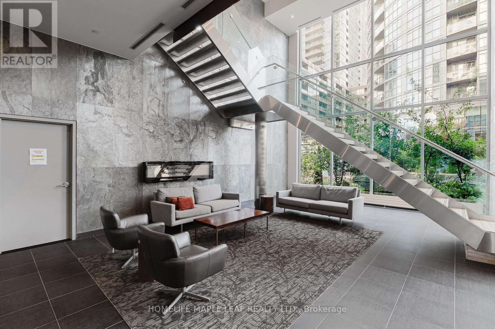 3916 - 15 Iceboat Terrace, Toronto, Ontario  M5V 4A5 - Photo 37 - C12654152