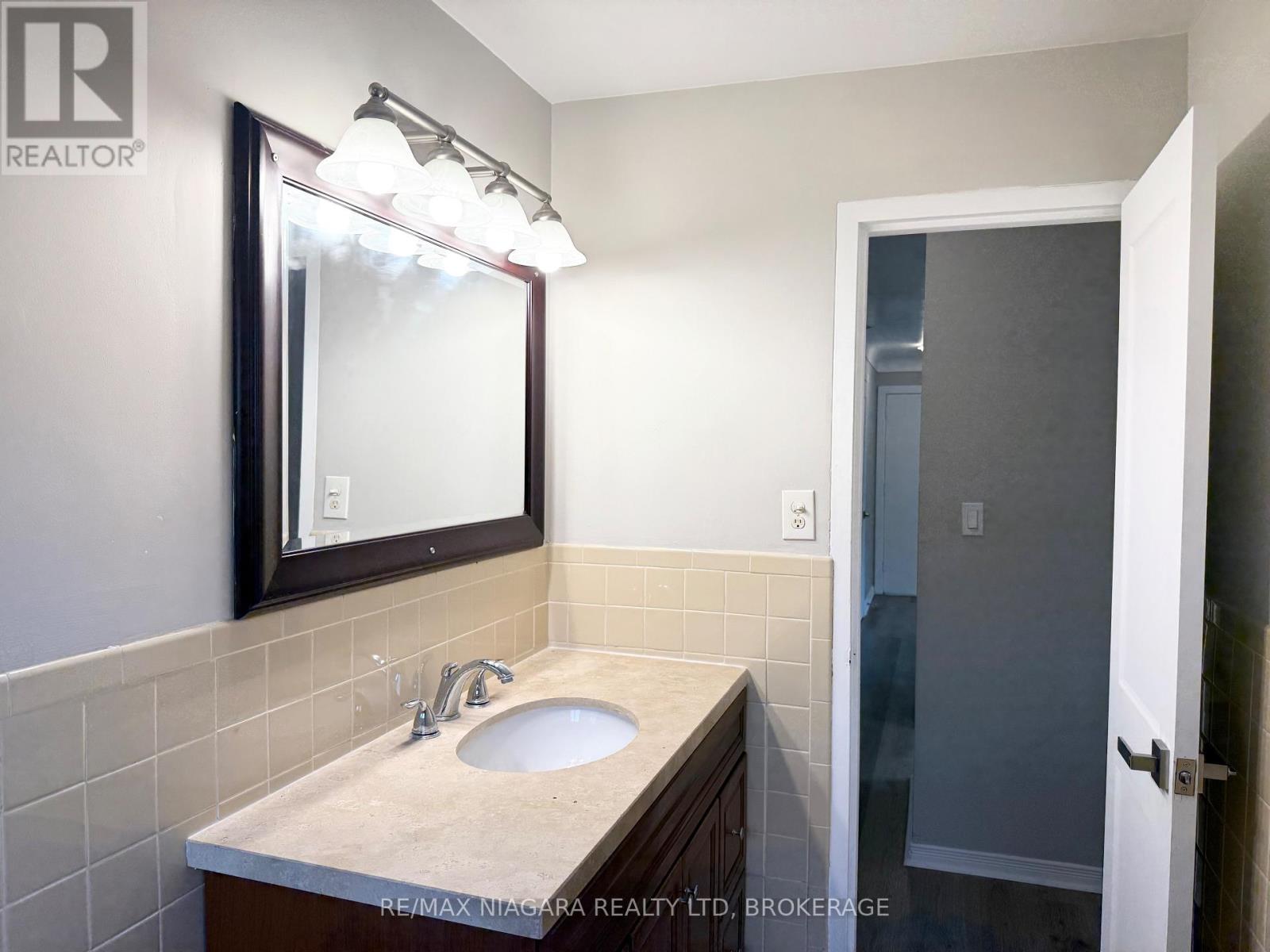 1 - 9 Riverview Boulevard, St. Catharines, Ontario  L2T 3L5 - Photo 23 - X12501086