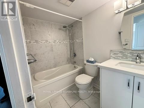 2007 - 812 Burnhamthorpe Road, Toronto, Ontario  M9C 4W1 - Photo 8 - W12654280