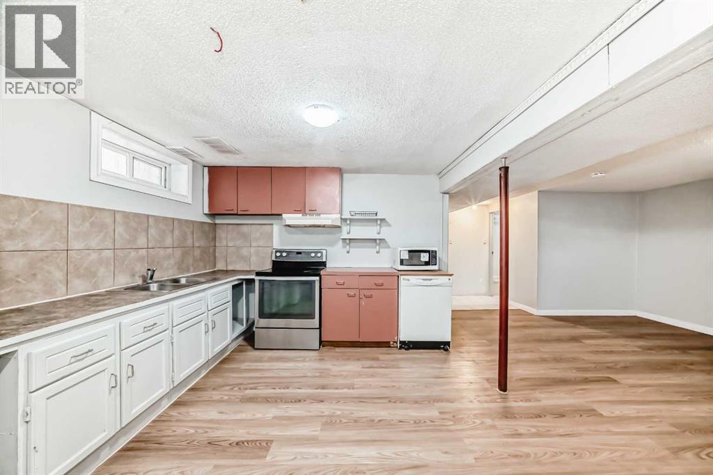 146 Dovertree Place Se, Calgary, Alberta  T2B 2K3 - Photo 31 - A2271840