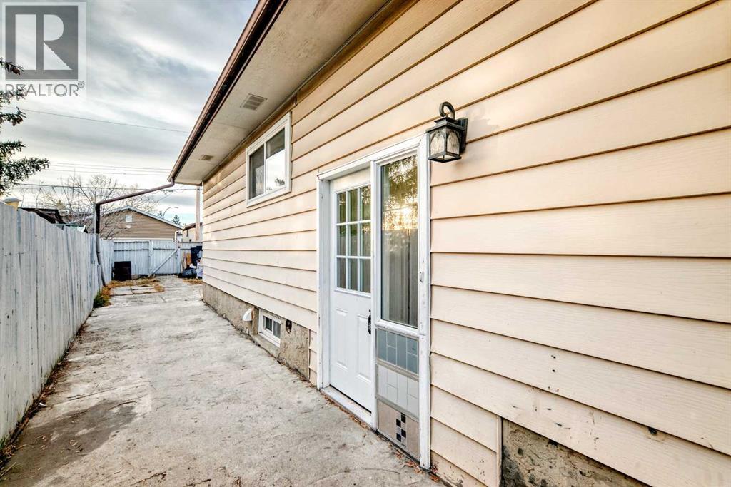 146 Dovertree Place Se, Calgary, Alberta  T2B 2K3 - Photo 46 - A2271840