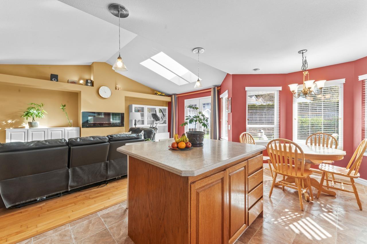 1968 129 Street, Surrey, British Columbia  V4A 8K7 - Photo 14 - R3075269