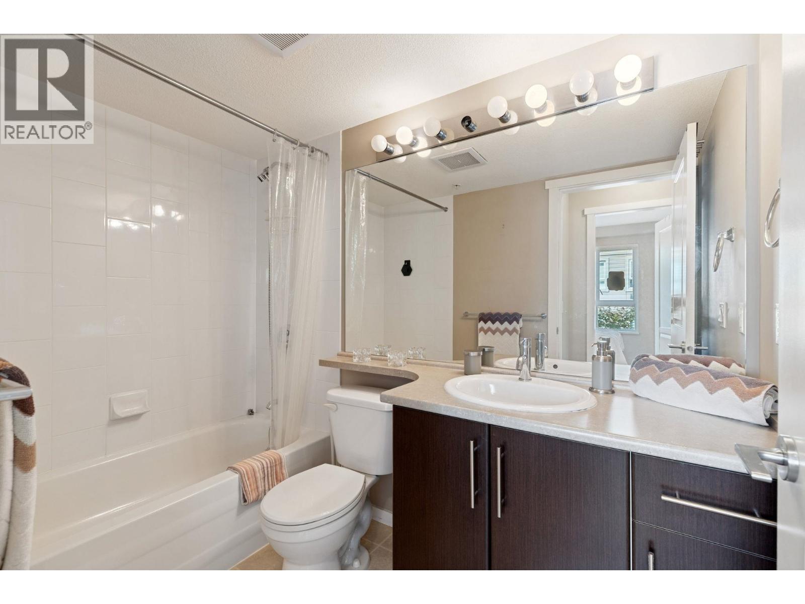 212 600 Klahanie Drive, Port Moody, British Columbia  V3H 5L2 - Photo 22 - R3075257