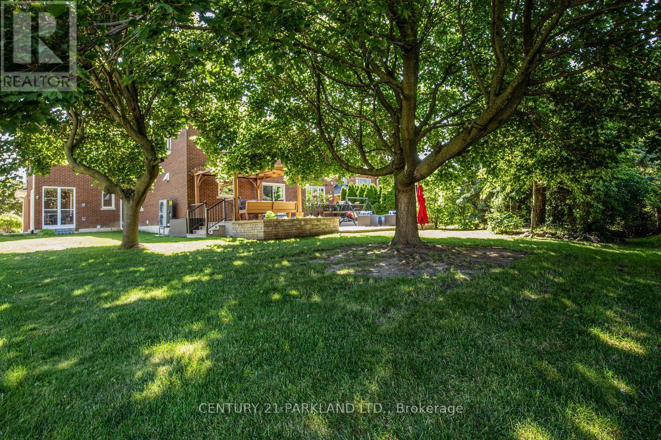 112 Strathearn Avenue, Richmond Hill, Ontario  L4B 2L2 - Photo 47 - N12654302