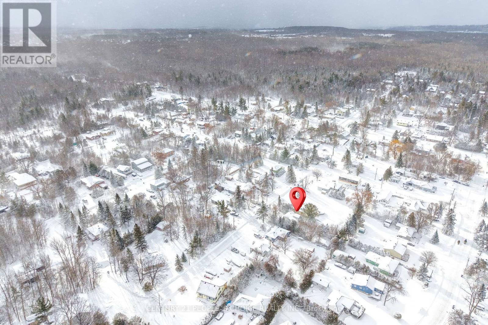 250 Kingfisher Avenue, Tay, Ontario  L0K 1R0 - Photo 5 - S12654300