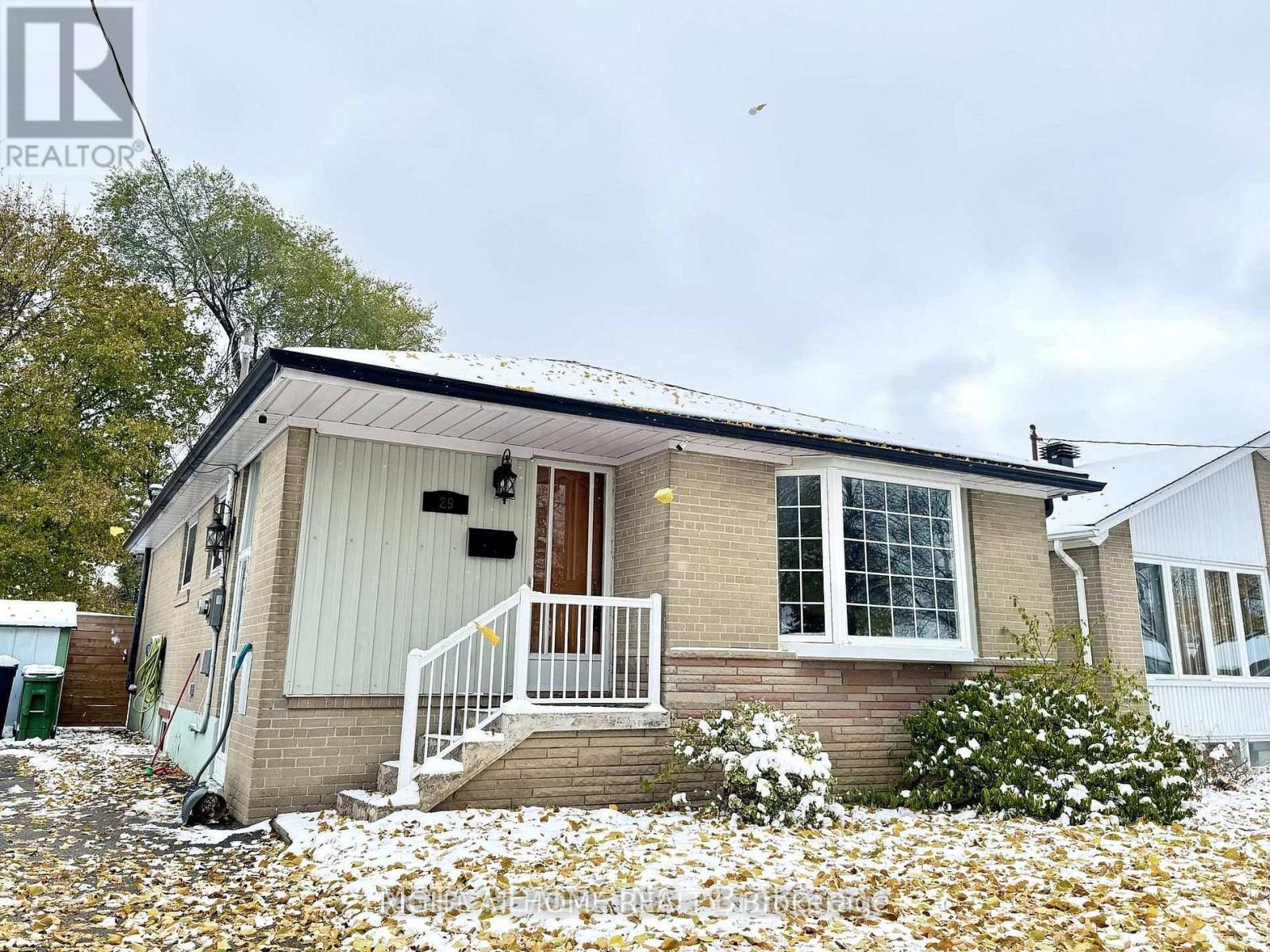 29 Monterrey Drive, Toronto, Ontario  M9V 1S7 - Photo 10 - W12654298