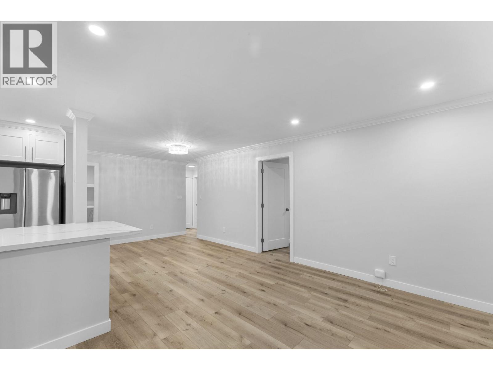 102 9152 Saturna Drive, Burnaby, British Columbia  V3J 7K2 - Photo 8 - R3075261