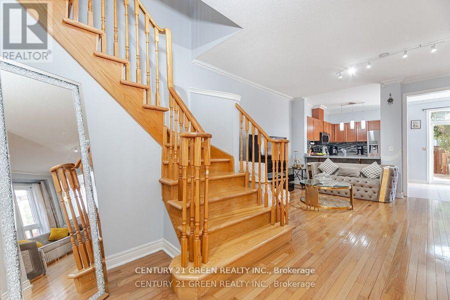 18 Fiddlehead Terrace, Toronto, Ontario  M1B 6B5 - Photo 20 - E12451489