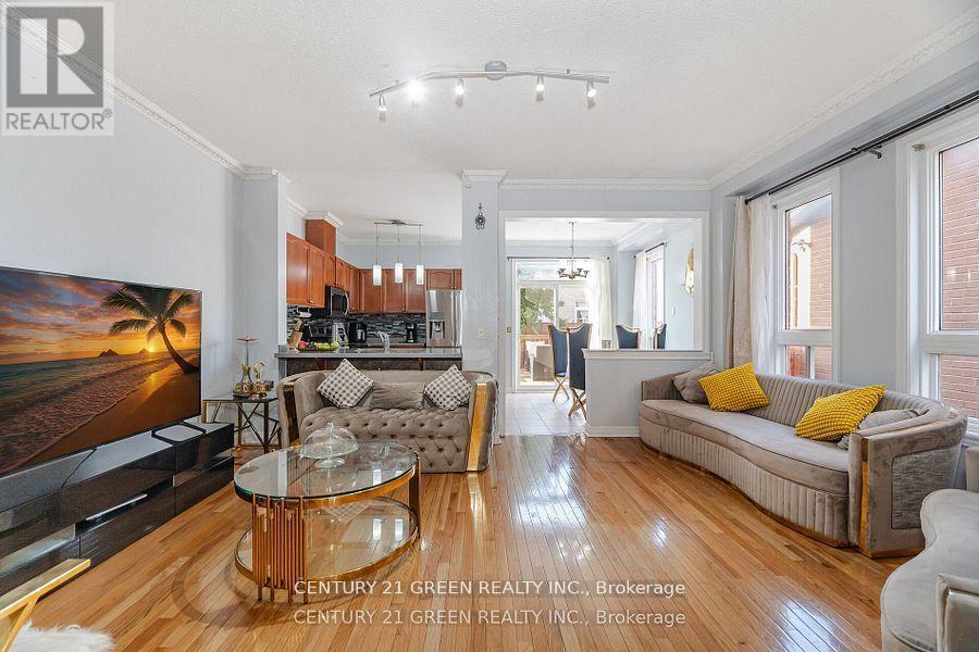 18 Fiddlehead Terrace, Toronto, Ontario  M1B 6B5 - Photo 8 - E12451489