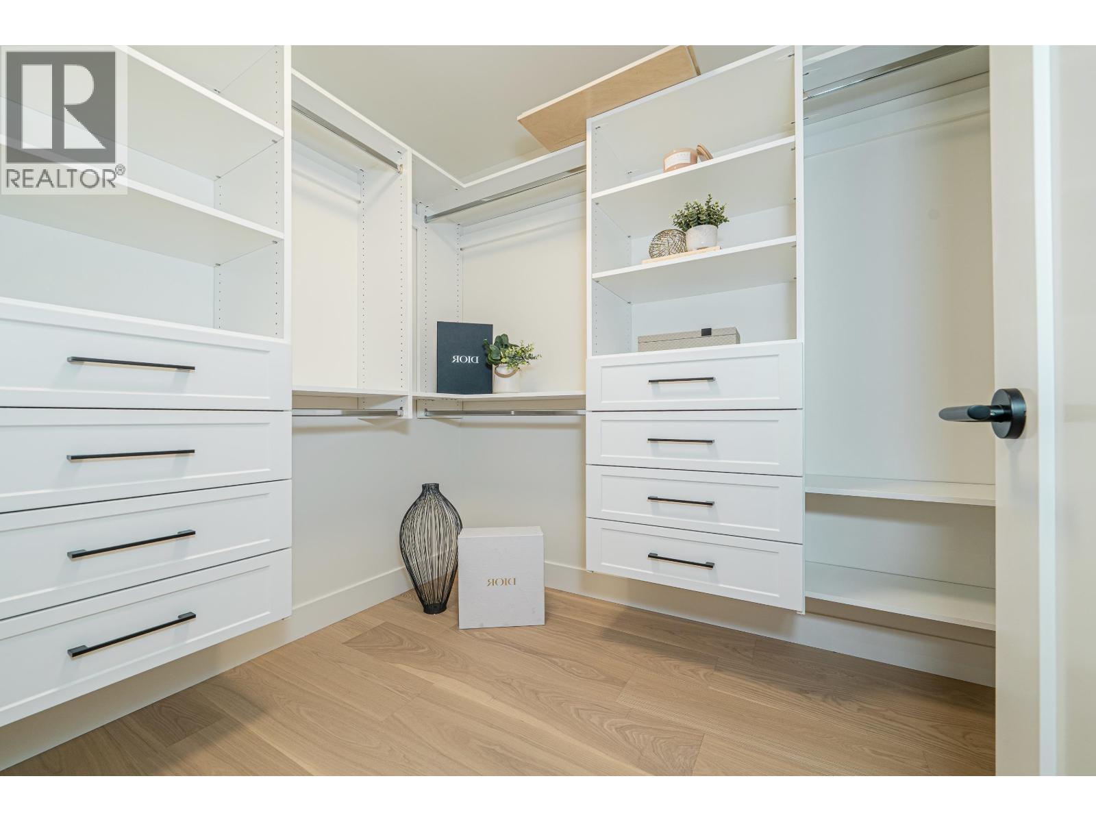 3817 Oxford Street, Burnaby, British Columbia V5C 1C2 - Photo 25 - R3075225