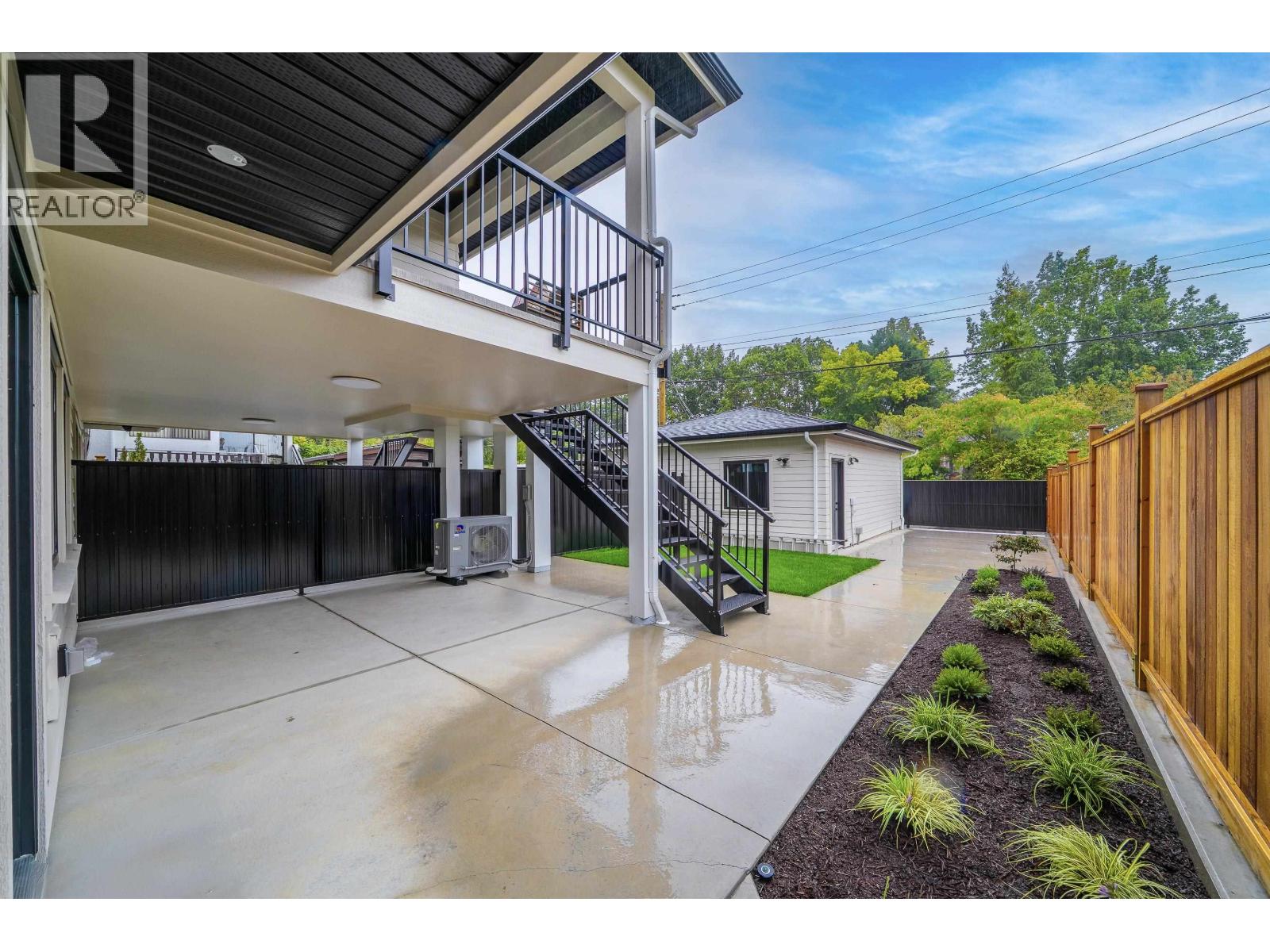 3817 Oxford Street, Burnaby, British Columbia V5C 1C2 - Photo 40 - R3075225