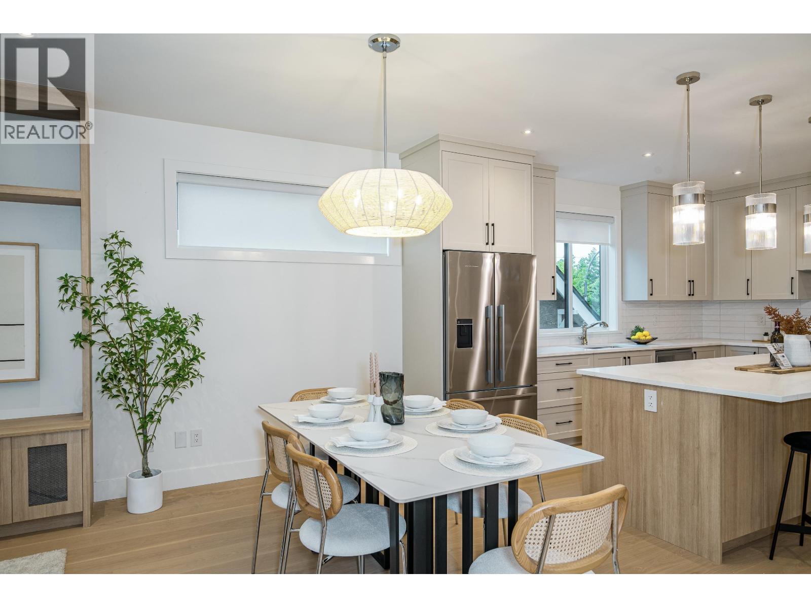 3817 Oxford Street, Burnaby, British Columbia V5C 1C2 - Photo 17 - R3075225