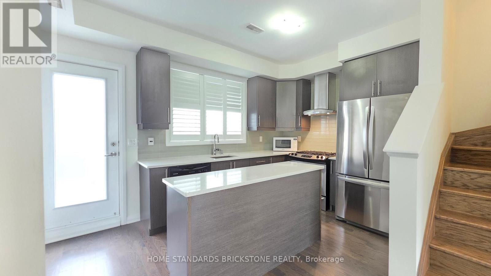 153 Stanley Greene Boulevard, Toronto, Ontario  M3K 0A5 - Photo 6 - W12654066