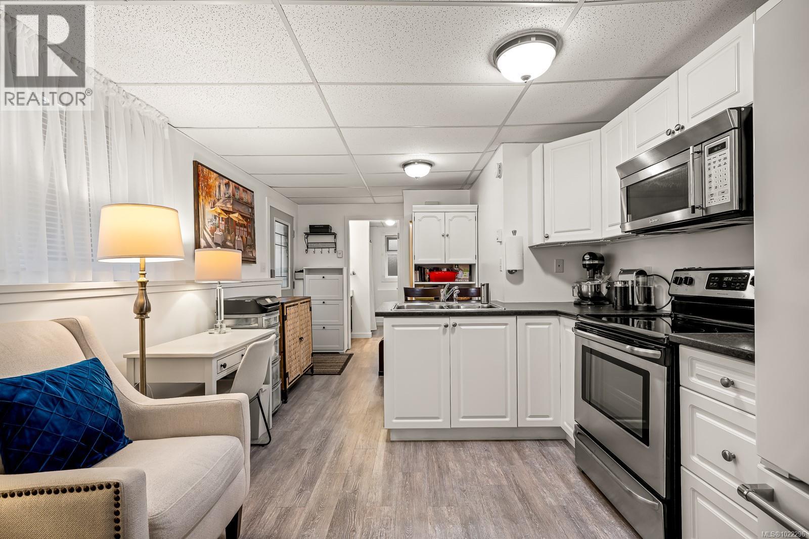 113 Mitchell Pl, Courtenay, British Columbia  V9N 8P3 - Photo 15 - 1022296