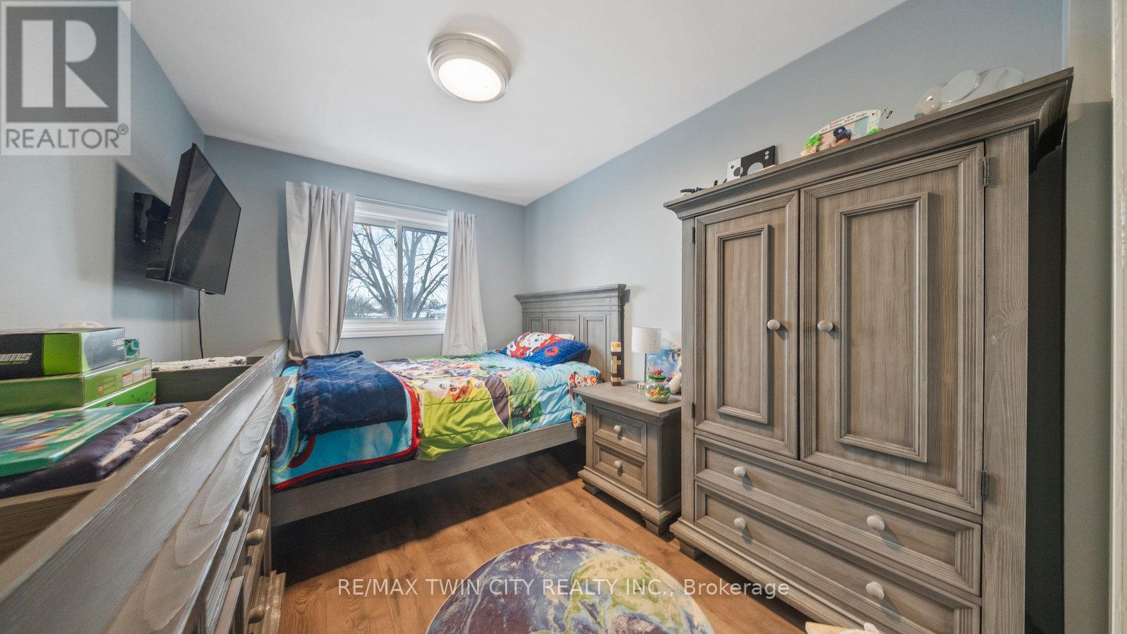 5 Enfield Crescent, Brantford, Ontario  N3P 1B3 - Photo 15 - X12649730