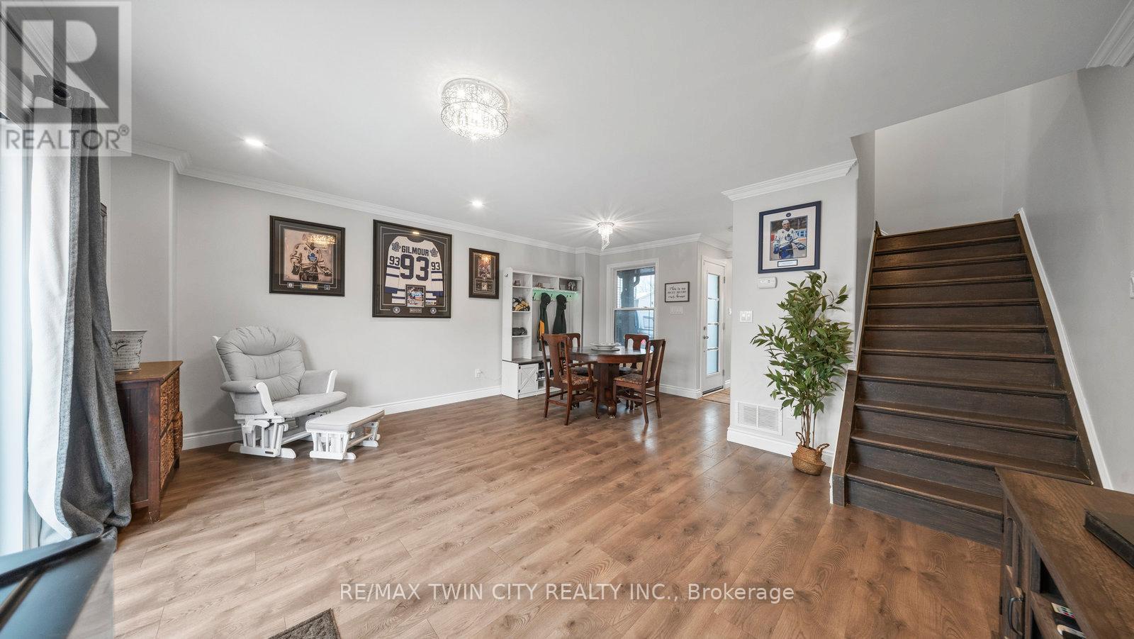 5 Enfield Crescent, Brantford, Ontario  N3P 1B3 - Photo 10 - X12649730