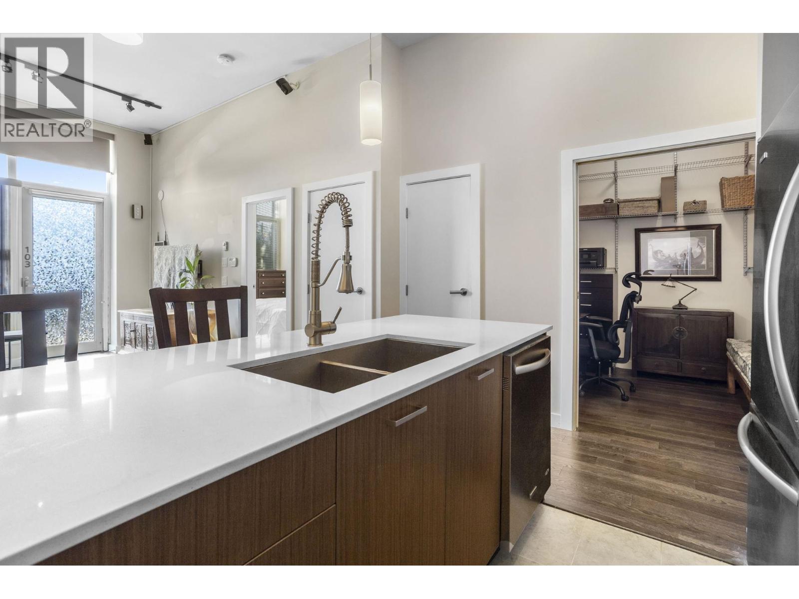 103 1182 W 16th Street, North Vancouver, British Columbia  V7P 0B3 - Photo 8 - R3048987