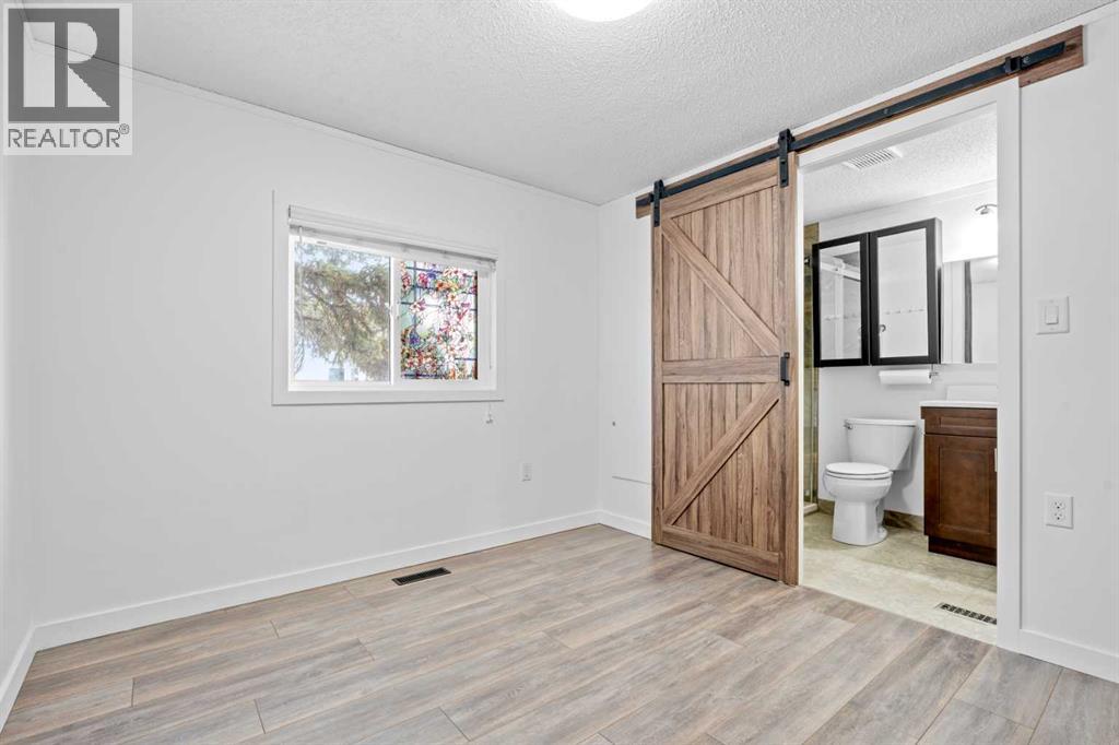 38, 3223 83 Street Nw, Calgary, Alberta  T3B 5M8 - Photo 31 - A2274916