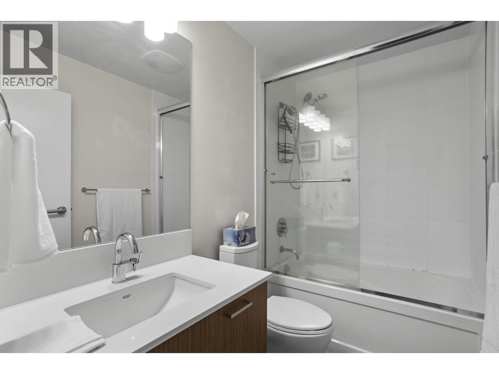 103 1182 W 16th Street, North Vancouver, British Columbia  V7P 0B3 - Photo 14 - R3048987