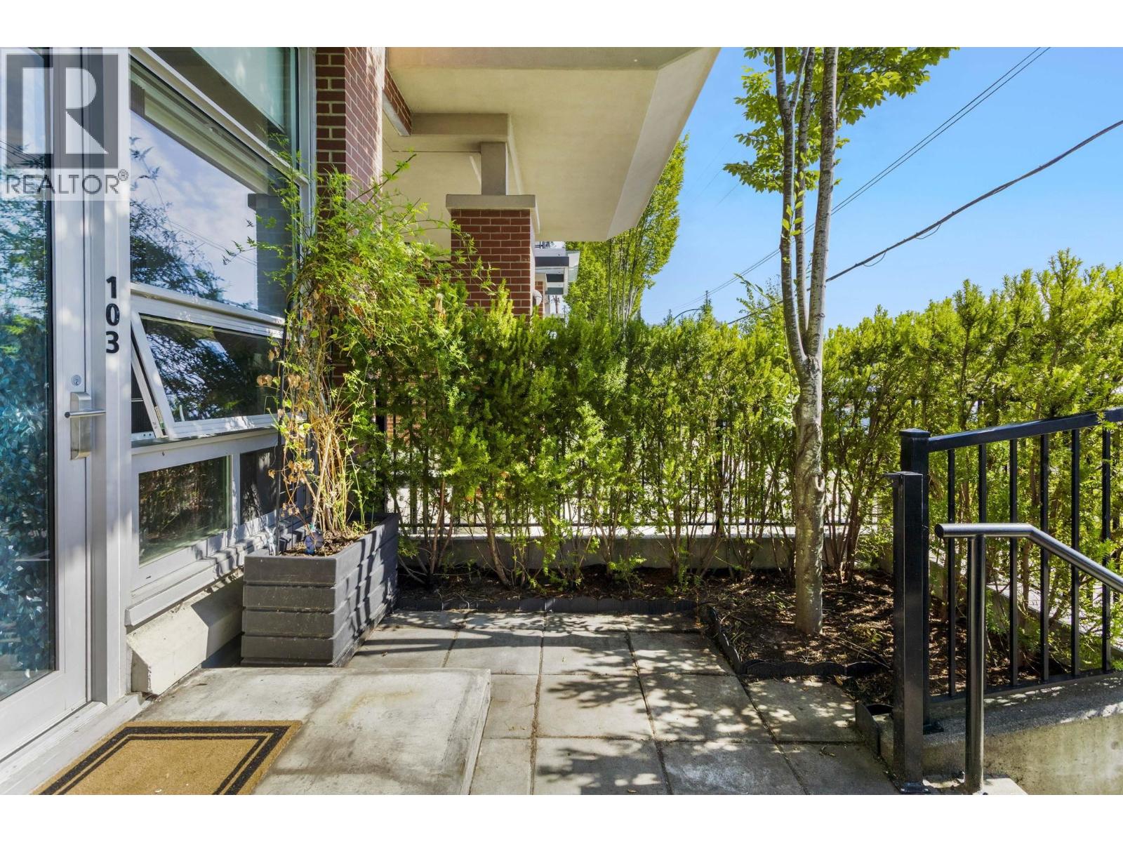 103 1182 W 16th Street, North Vancouver, British Columbia  V7P 0B3 - Photo 23 - R3048987