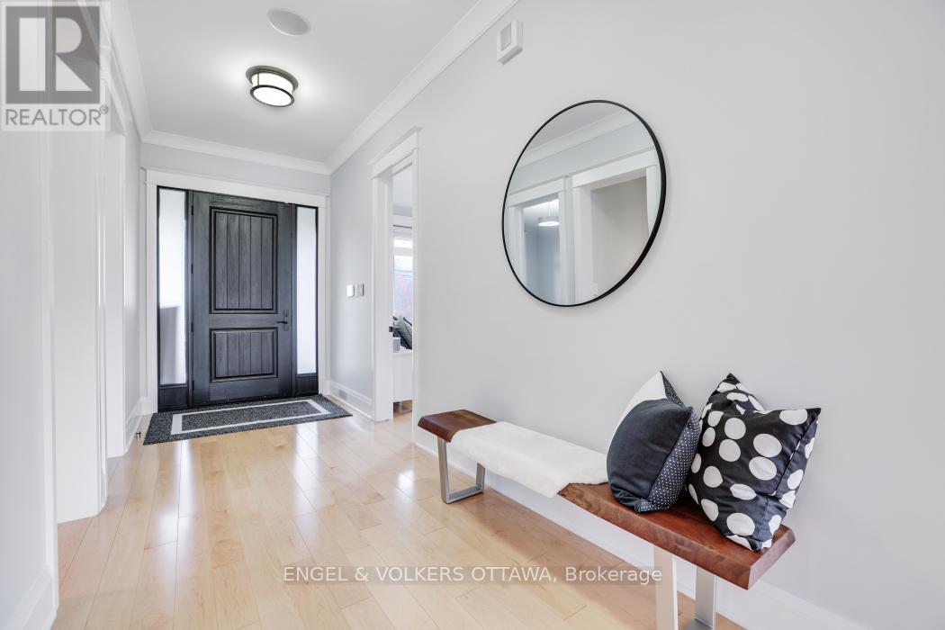 1296 Bankfield Road, Ottawa, Ontario  K4M 1C4 - Photo 6 - X12484682