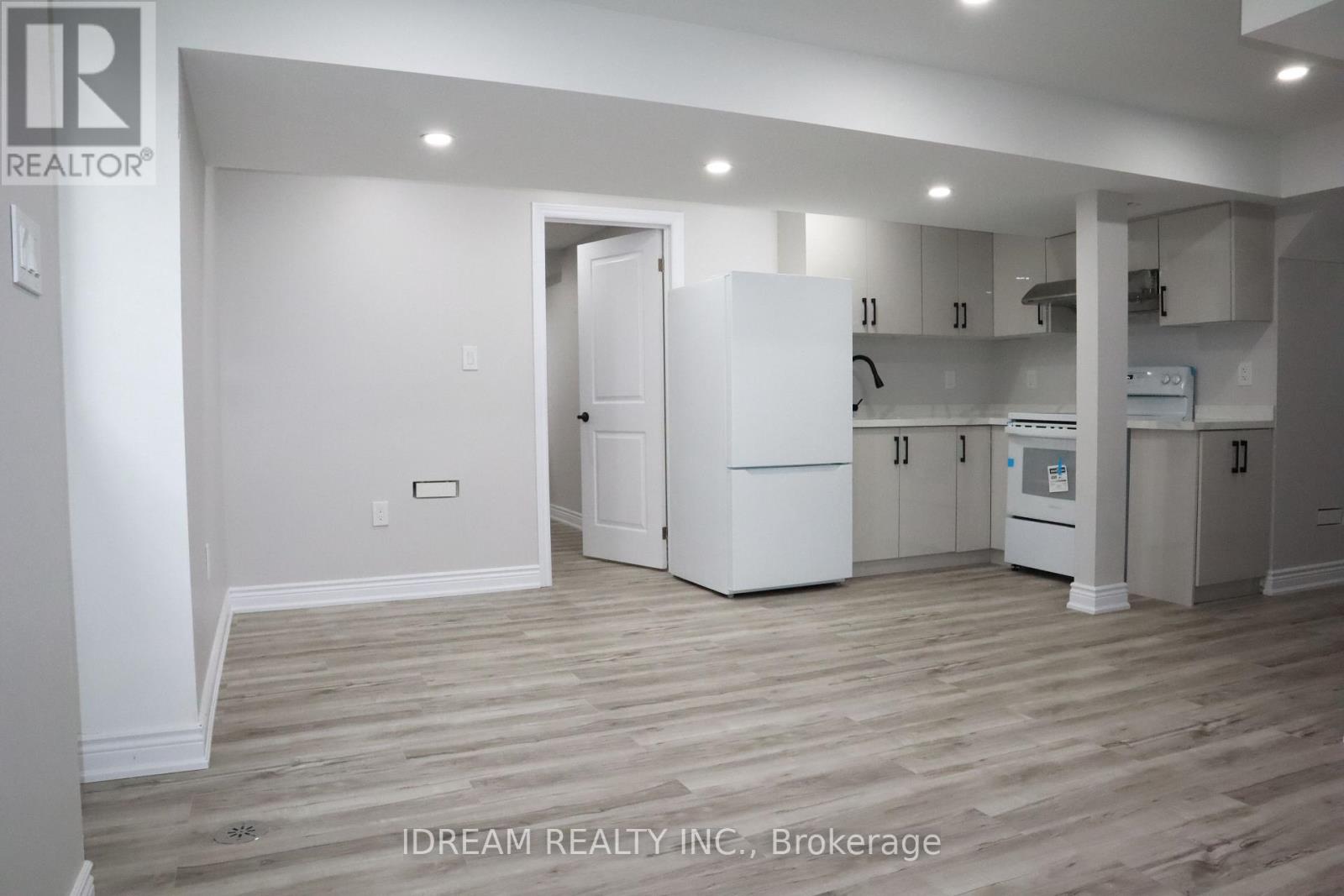 Bsmt - 200 Ronald Guscott Street, Oshawa, Ontario  L1K 3G3 - Photo 4 - E12421661