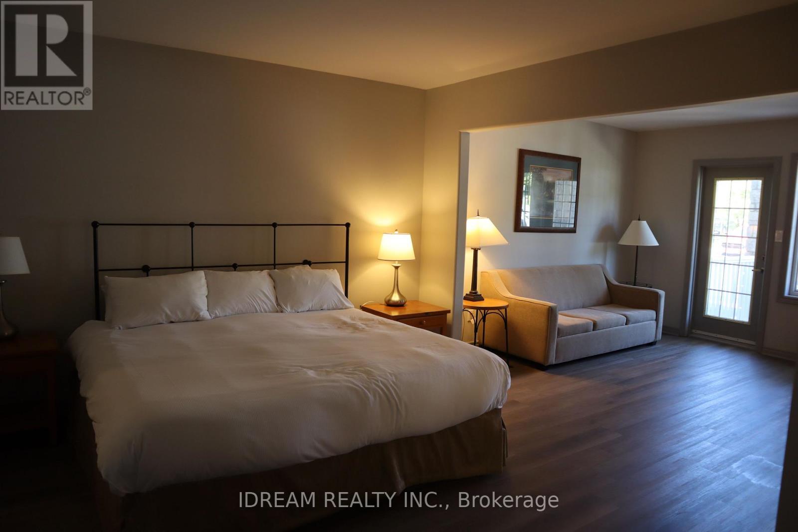 2111/2110 - 90 Highland Drive, Oro-Medonte, Ontario  L0L 2L0 - Photo 6 - S12148227