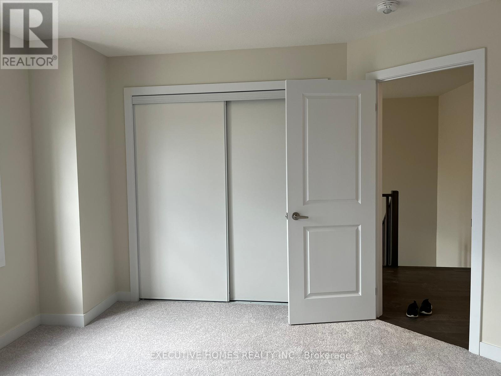 170 Lilac Circle, Haldimand, Ontario  N3W 0H5 - Photo 16 - X12654346