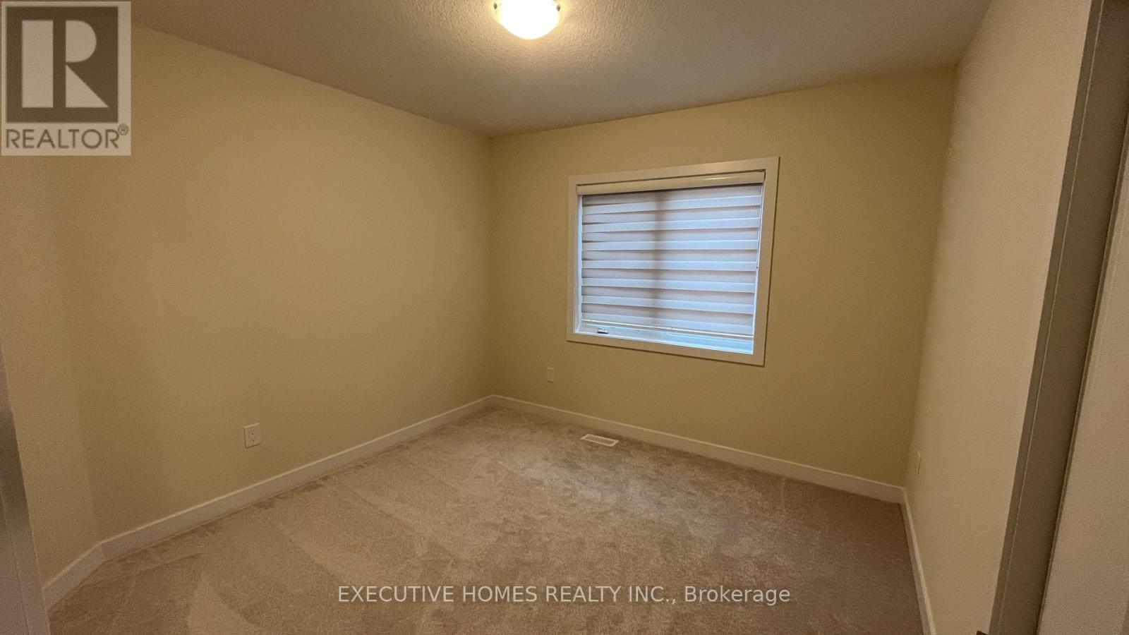 170 Lilac Circle, Haldimand, Ontario  N3W 0H5 - Photo 18 - X12654346