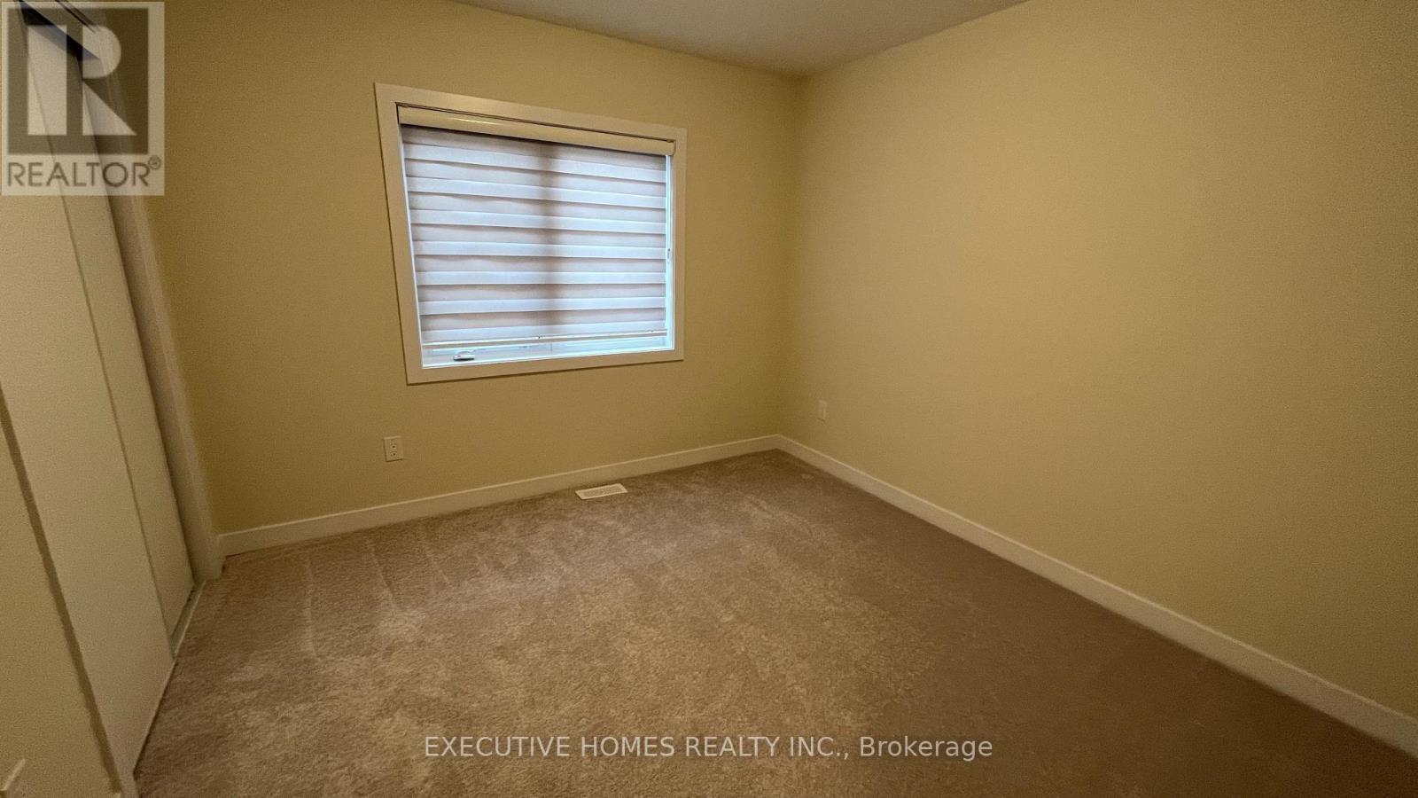 170 Lilac Circle, Haldimand, Ontario  N3W 0H5 - Photo 19 - X12654346